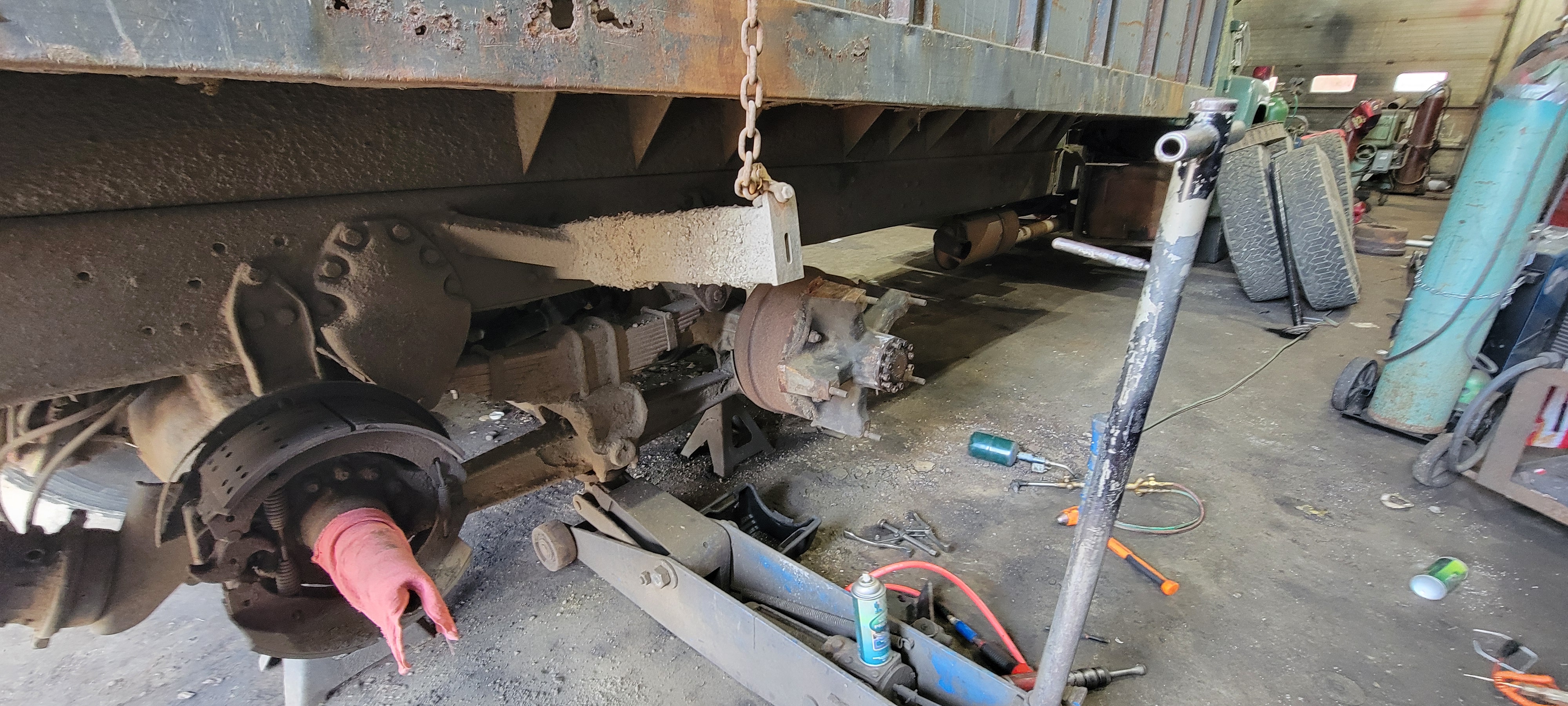 Truck Axle Repair Shop